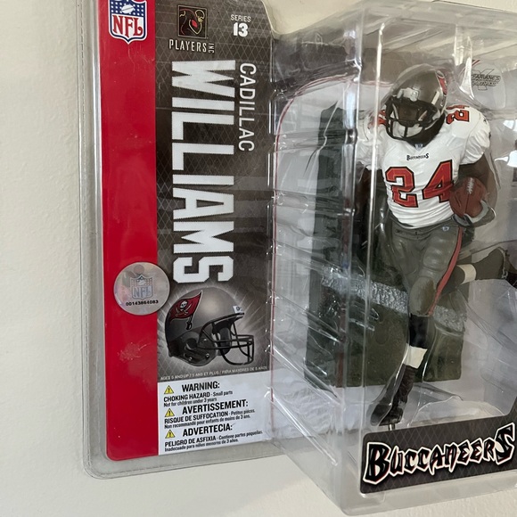 Cadillac Williams Tampa Buccaneers Collectable Figurine / 2006 / NFL - Picture 8 of 8